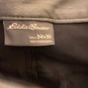 Men’s Eddie Bauer pants